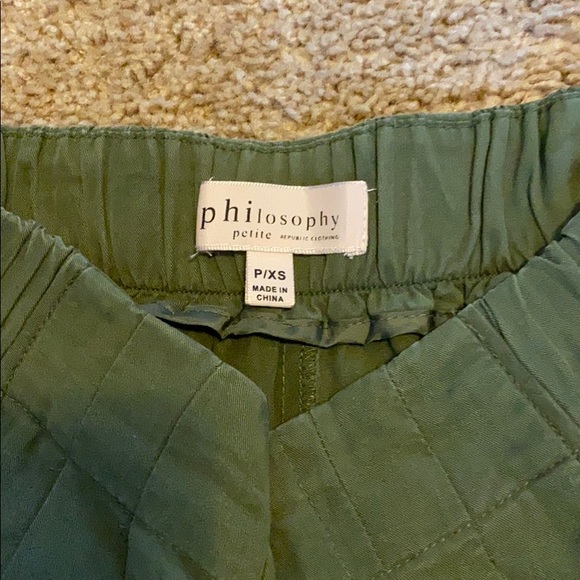Philosophy petite olive green high waisted shorts - Picture 2 of 6
